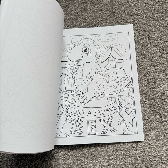 Adult Colouring Book Bundle - Picture 6 of 6